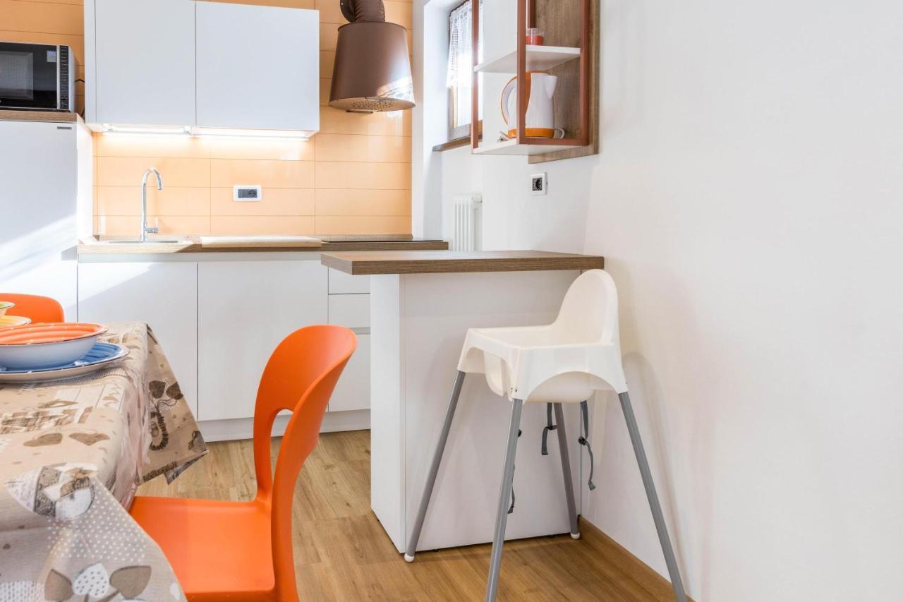Casa Muffolina Lägenhet Canazei Exteriör bild