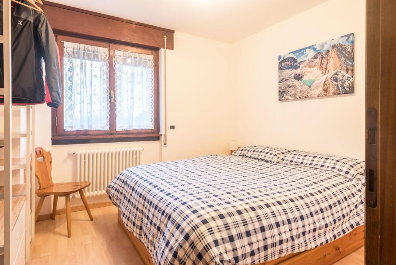 Casa Muffolina Lägenhet Canazei Exteriör bild