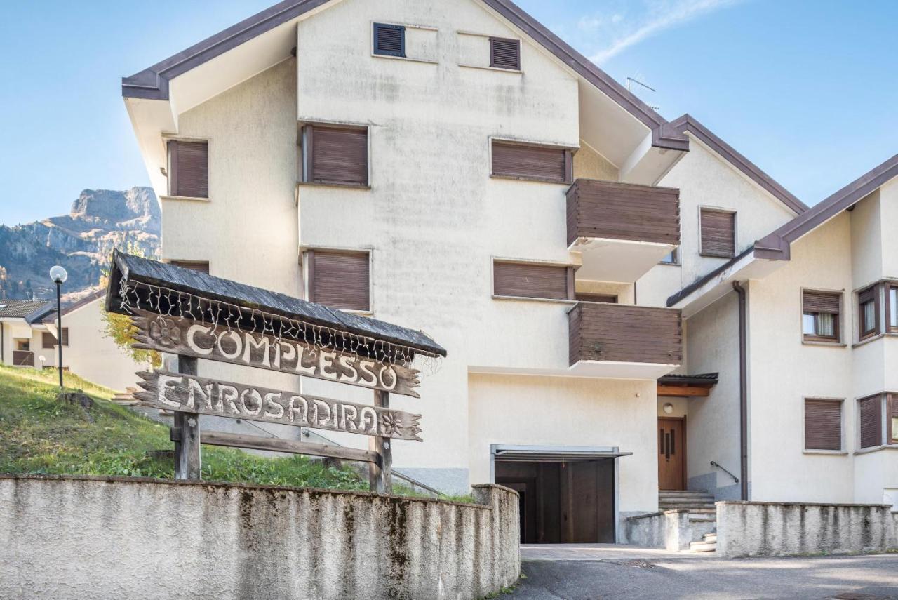 Casa Muffolina Lägenhet Canazei Exteriör bild